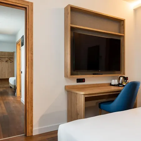 Szálloda Hilton Garden Milan Malpensa Somma Lombardo