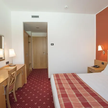 Hilton Garden Milan Malpensa 4* Somma Lombardo