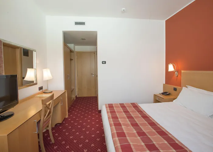 Hilton Garden Milan Malpensa 4* Somma Lombardo